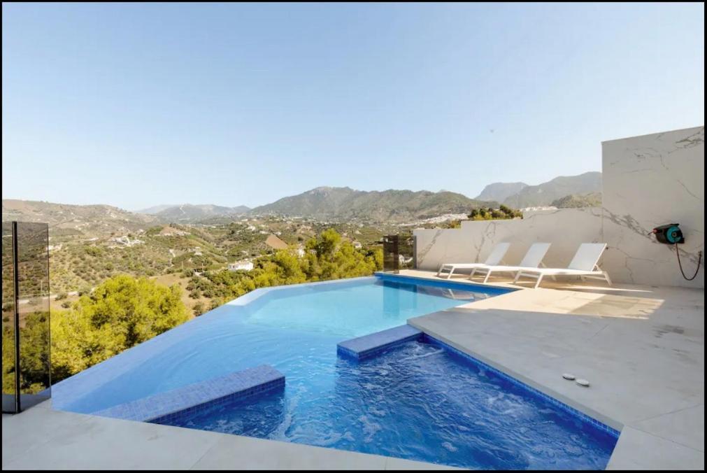 Luxury Villa In Frigiliana - Villa Maui 말라가 외부 사진